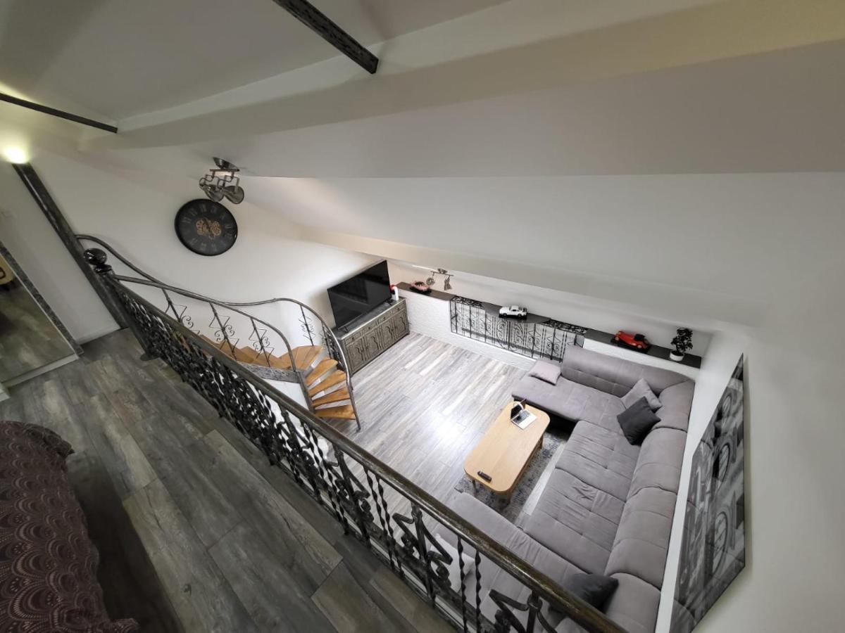 Duplex Elegant Situe A 1Min De La Gare Du Nord Lägenhet Bryssel Exteriör bild