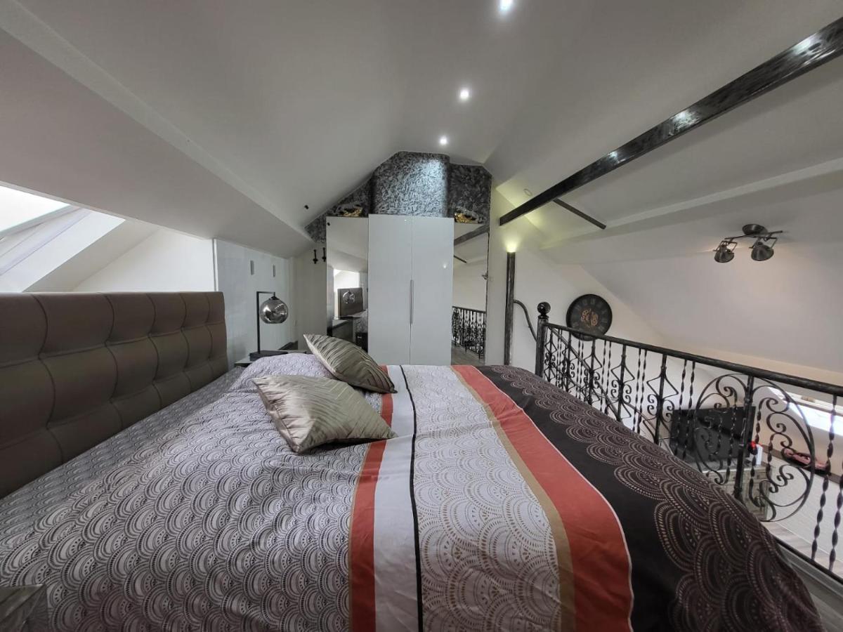 Duplex Elegant Situe A 1Min De La Gare Du Nord Lägenhet Bryssel Exteriör bild