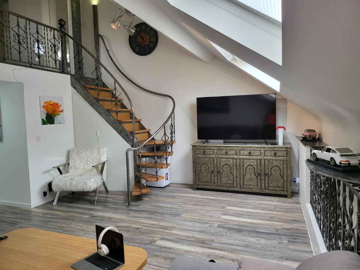 Duplex Elegant Situe A 1Min De La Gare Du Nord Lägenhet Bryssel Exteriör bild
