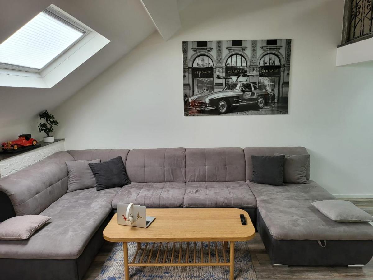 Duplex Elegant Situe A 1Min De La Gare Du Nord Lägenhet Bryssel Exteriör bild