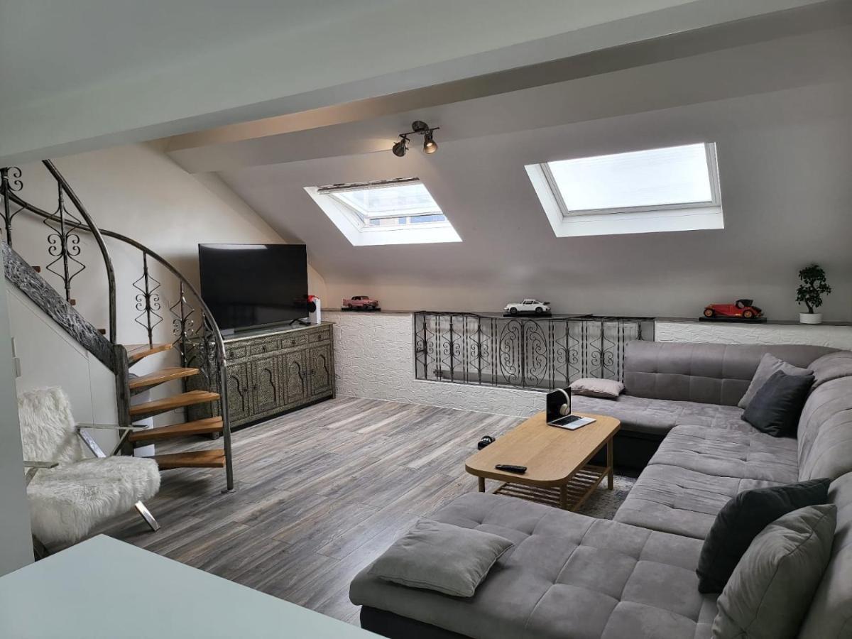 Duplex Elegant Situe A 1Min De La Gare Du Nord Lägenhet Bryssel Exteriör bild